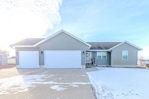1205 32nd St, Spirit Lake, IA, 51360-7144 | Card Image