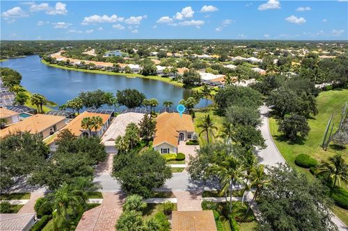 3701 Whidbey Way, NAPLES, FL, 34119-7520 | Card Image
