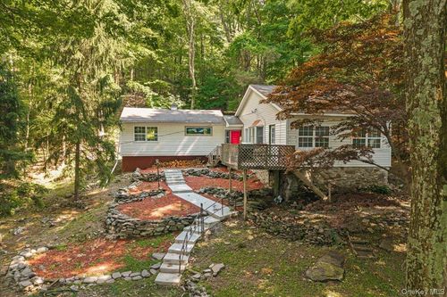 12 Cascade Trl, Monroe, NY, 10950-6811 | Card Image