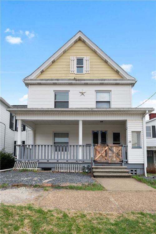 29 W Brown St, Blairsville, PA, 15717-1404 | Card Image