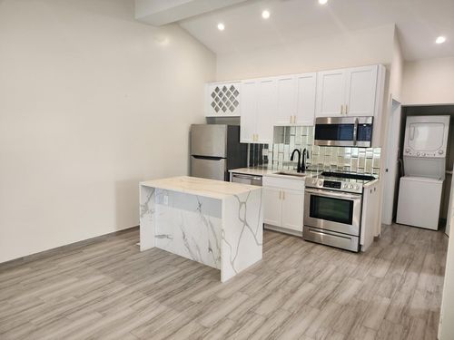 1-315 Sw 7th St, Fort Lauderdale, FL, 33315-3886 | Card Image