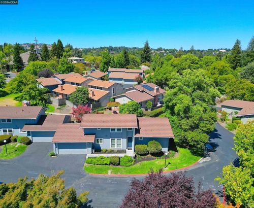 48 Rolling Green Cir, Pleasant Hill, CA, 94523-3265 | Card Image