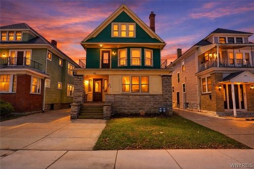 205 Lisbon Ave, Buffalo, NY, 14215-1027 | Card Image