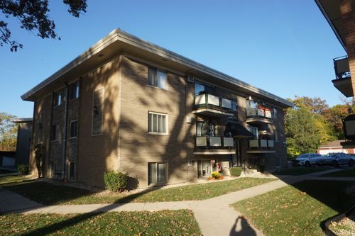 207-7404 W 111 Street, Worth, IL, 60482 | Card Image