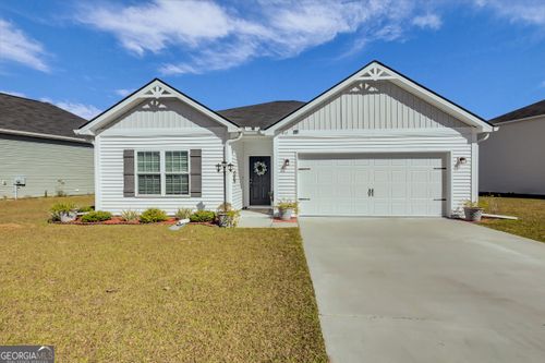 217 Brightleaf Cir, Hinesville, GA, 31313-9508 | Card Image