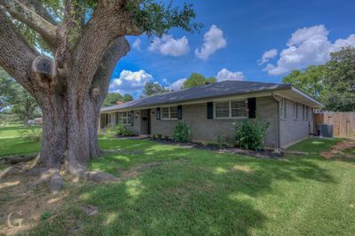 1509 Audubon Place, House other with 4 bedrooms, 2 bathrooms and null parking in Shreveport LA | Image 3