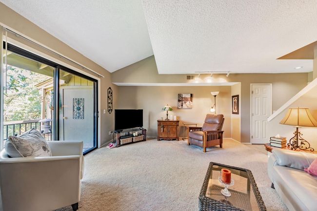 APT-88 - 13017 Lincoln Way, Condo with 2 bedrooms, 2 bathrooms and null parking in Auburn CA | Image 6
