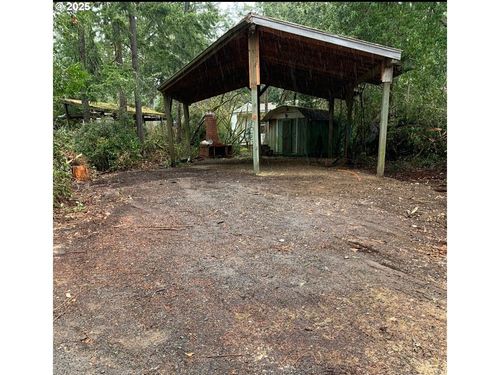 223 Azalea St, Florence, OR, 97439-8778 | Card Image