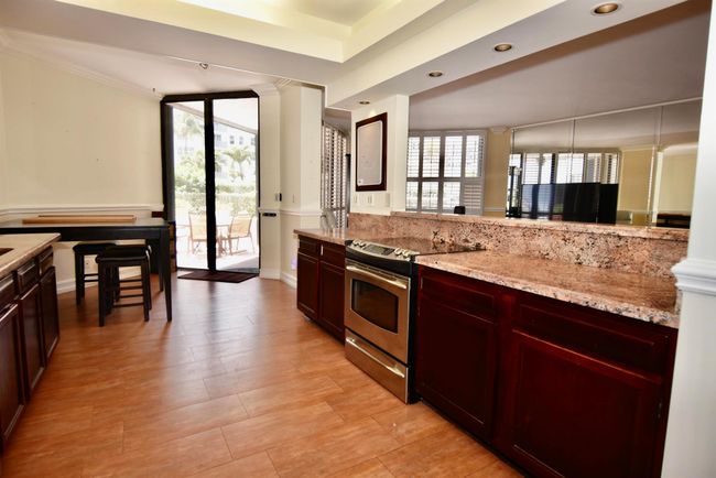 APT-109 - 1155 Hillsboro Mile, Condo with 2 bedrooms, 3 bathrooms and null parking in Hillsboro Beach FL | Image 23