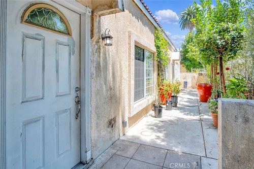 7275 Fountain Ave, Los Angeles, CA, 90046-5723 | Card Image