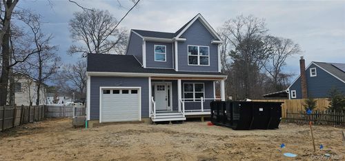 89 Wood Avenue, Brookhaven, NY, 11950 | Card Image