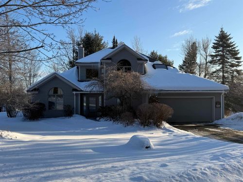 16 Sterling Springs Dr, White River Junction, VT, 05001-2970 | Card Image