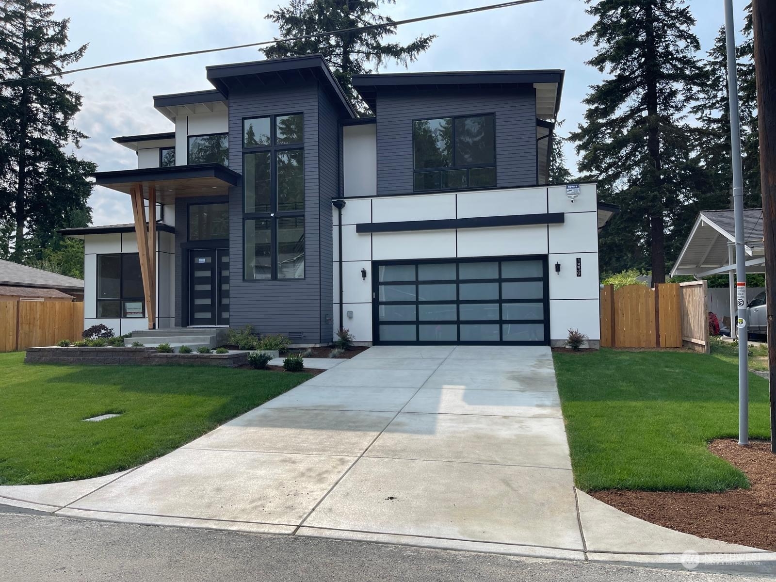 165th Ave, Bellevue, WA 98008