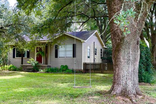 2581 Highway 67, Slaughter, LA, 70777-3816 | Card Image