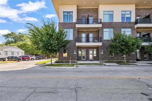 13226 Bee St, Farmers Branch, TX, 75234-6115 | Card Image