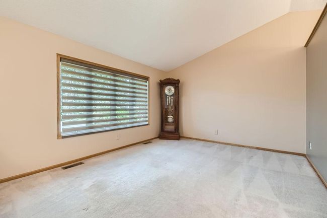 Living Room | Image 6
