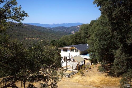 35100 Mendocino Pass Rd, Covelo, CA, 95428 | Card Image