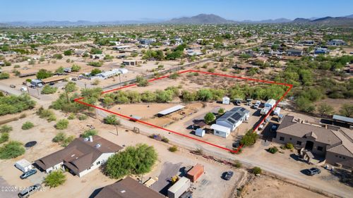 1218 E Sentinel Rock Rd, Phoenix, AZ, 85086-8921 | Card Image