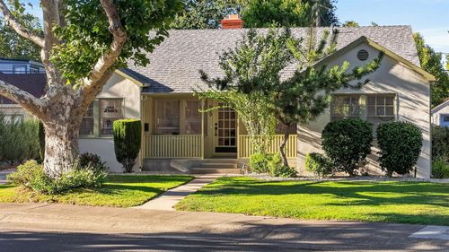 929 Swanston Dr, Sacramento, CA, 95818-3321 | Card Image