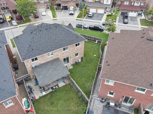 19 Rednor Dr, House attached with 4 bedrooms, 4 bathrooms and 4 parking in Brampton ON | Image 42