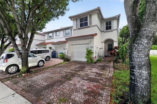 11042 Nw 43rd Ter, Doral, FL, 33178-1811 | Card Image