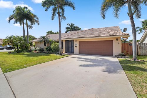 9260 Laurel Green Drive, Boynton Beach, FL, 33437 | Card Image