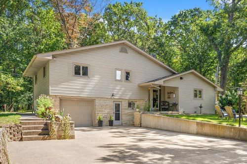 73466 318th Ave, Lake City, MN, 55041-2839 | Card Image