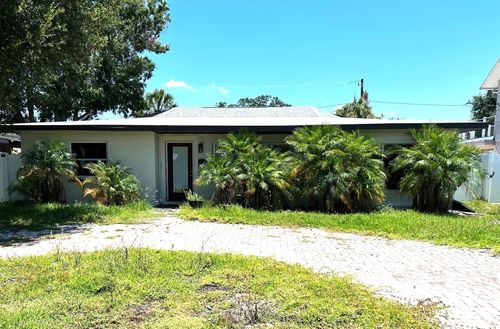 3811 Huntington St Ne, ST PETERSBURG, FL, 33703-6037 | Card Image
