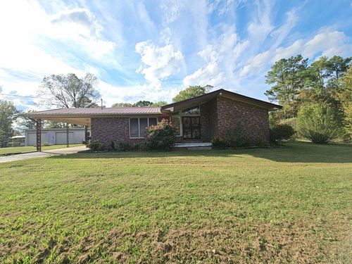 2122 Old Decaturville Rd, Parsons, TN, 38363-3201 | Card Image