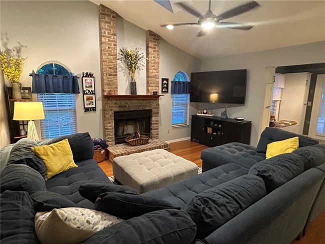 6211 Oak River Ter, House other with 3 bedrooms, 2 bathrooms and null parking in PORT ORANGE FL | Image 5