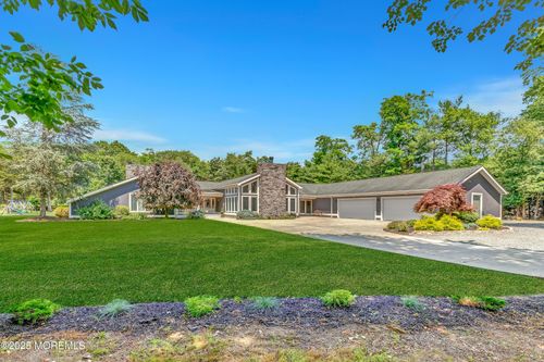 2529 Allenwood Lakewood Rd, WALL TOWNSHIP, NJ, 07731-8679 | Card Image