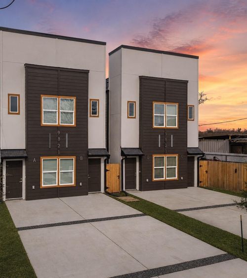 a-9821 Turnbow St, Houston, TX, 77029-1700 | Card Image