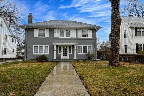 2927 Huntington Rd, Shaker Heights, OH, 44120-2405 | Card Image