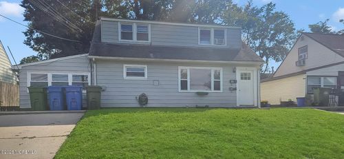 8 Kendall Dr, Parlin, NJ, 08859-1106 | Card Image