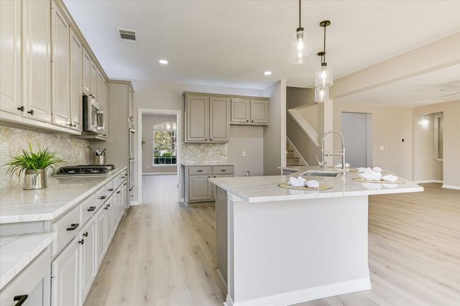 9201 Cessna Ln, House other with 5 bedrooms, 4 bathrooms and 4 parking in Austin TX | Image 14