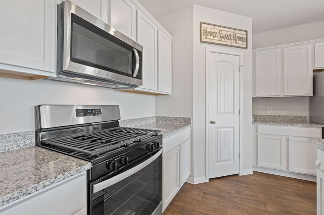 111 Evergreen Sumac Loop, House other with 4 bedrooms, 2 bathrooms and null parking in Kyle TX | Image 9