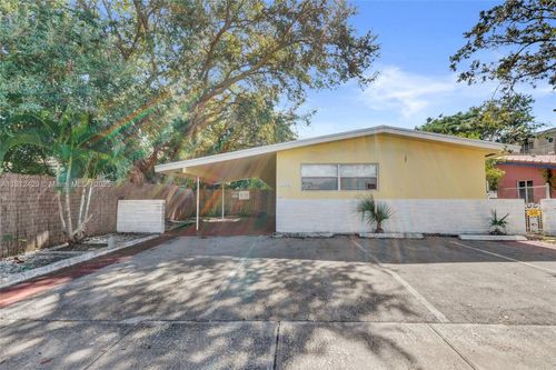 2r-720 Se 15th St, Fort Lauderdale, FL, 33316-2614 | Card Image