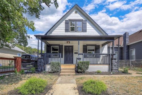1720 Lake Ave, Kansas City, KS, 66103-1737 | Card Image