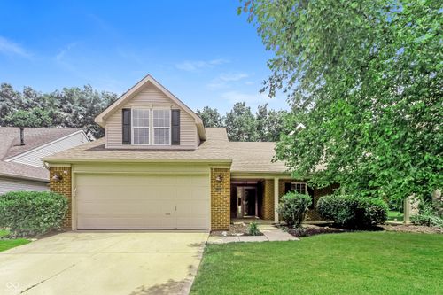 7209 Sycamore Run Dr, Indianapolis, IN, 46237-9441 | Card Image
