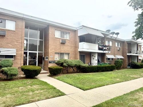 212-17121 Redford Street, Detroit, MI, 48219 | Card Image