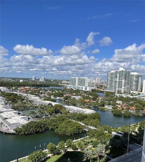 apt-1605-16001 Collins Ave, Sunny Isles Beach, FL, 33160-5524 | Card Image