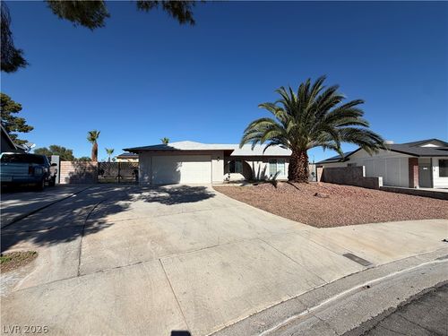 6456 Tanager Way, Las Vegas, NV, 89103-2115 | Card Image