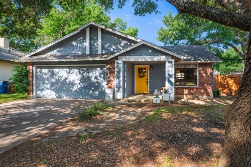 13018 Garfield Ln, Austin, TX, 78727-7004 | Card Image