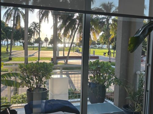 110-2000 N Bayshore Dr, Miami, FL, 33137-5110 | Card Image