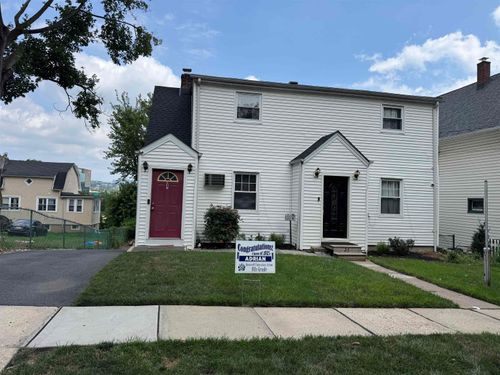 2-27 Overpeck Ave, Ridgefield Park, NJ, 07660-1812 | Card Image