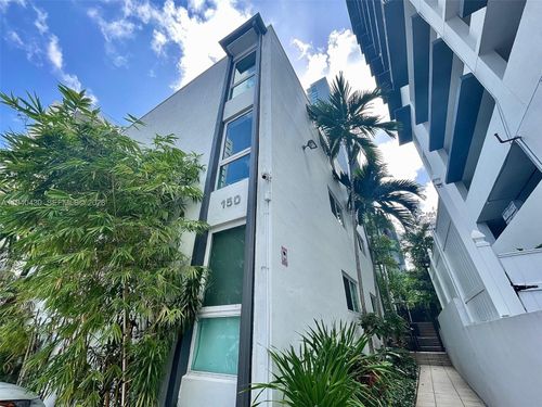 apt-7-150 Sw 10th St, Miami, FL, 33130-4026 | Card Image