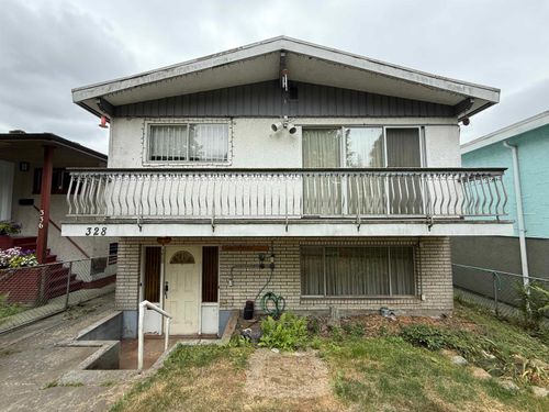 328 E 65th Ave, Vancouver, BC, V5X2P6 | Card Image