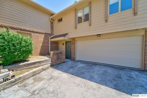 11-2223 S 51st St, Omaha, NE, 68106-3140 | Card Image