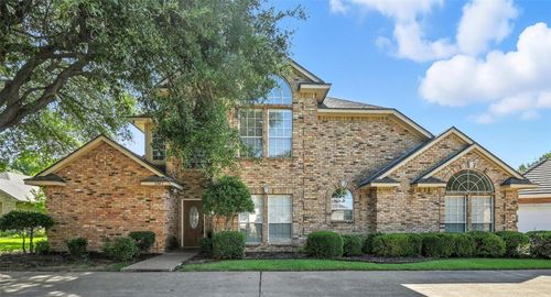 5945 River Bend Dr, Benbrook, TX, 76132-2737 | Card Image