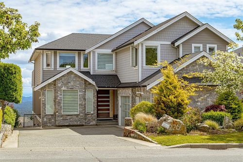 2267 Nicklaus Dr, Langford, BC, V9B0L2 | Card Image